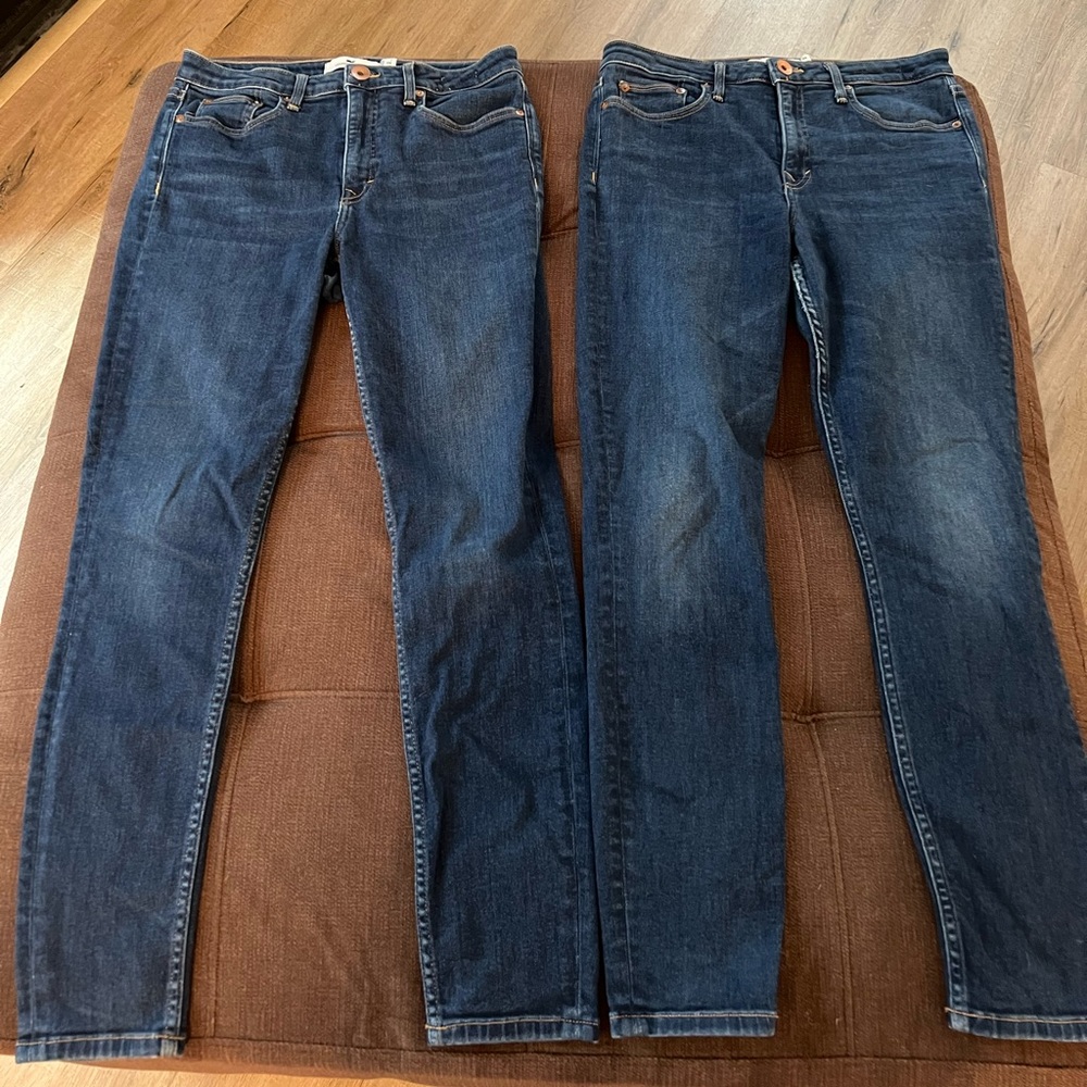 Vineyard Vines Jamie Jeans. Size 29 dark wash. Gently used, great condition.